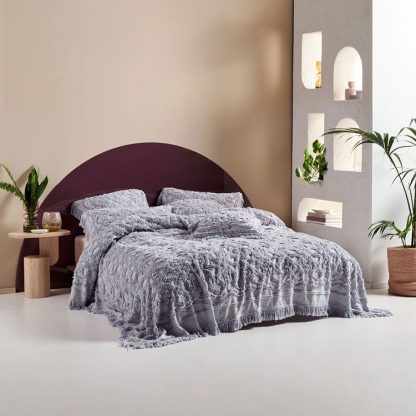Linen house somers throw deals