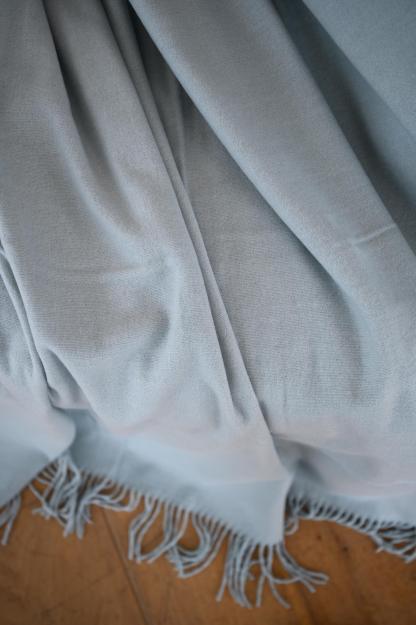 Throw Melody Plain Eggshell - Image 3