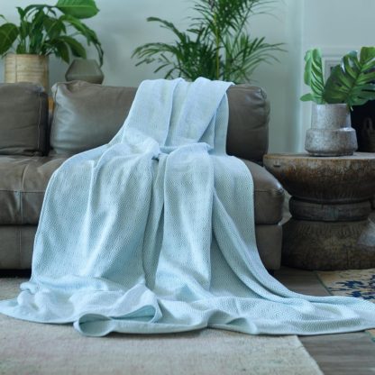Throw Cascade Eggshell