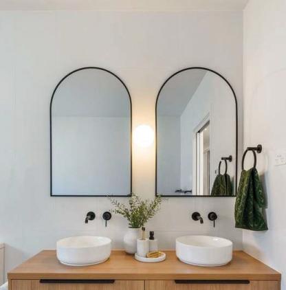 Archie Mirror