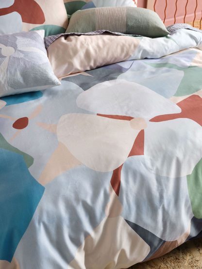 Linen House Ortensia Duvet Cover Set - Image 2