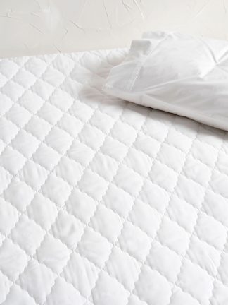 Linen House Waterproof Mattress & Pillow Protectors - King Pillow