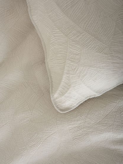 Linen House Manon Quilt Set Oatmeal - Image 2