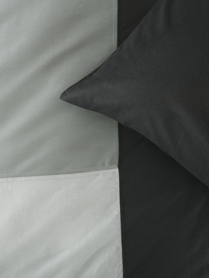 Calypso Nocturnal Duvet Cover Set - Image 2