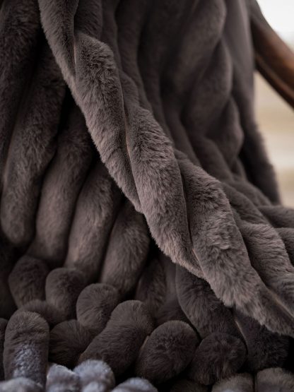 Decadence Throw - Image 7