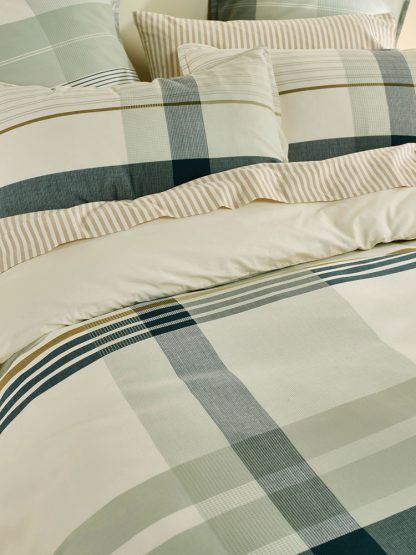 Linen House Levon Duvet Cover Set - Image 3