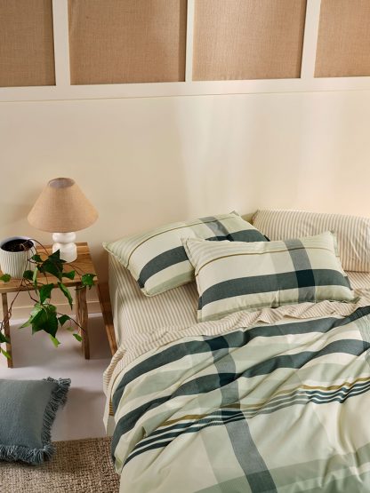 Linen House Levon Duvet Cover Set - Image 2